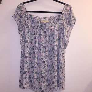 Loft Plus size 16 top.   Lightweight polyester top